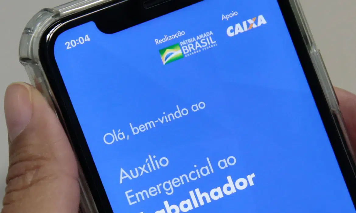  - Calendário do auxílio de R$ 300 e R$ 600 de novembro, dezembro e janeiro