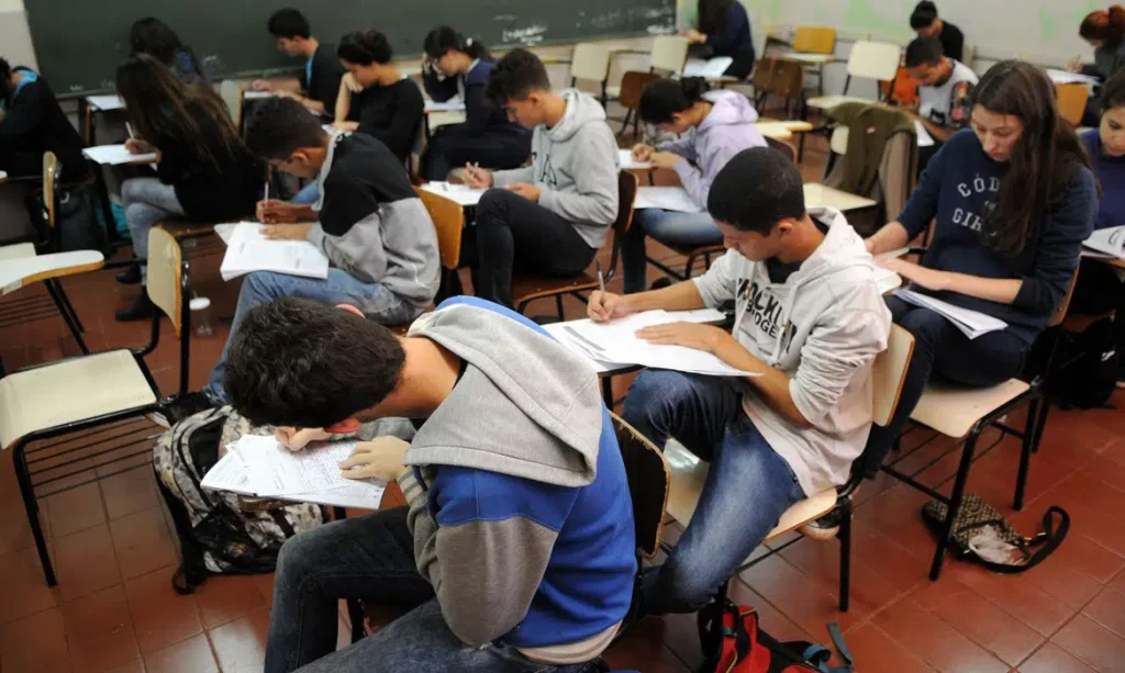 Novo Ensino Médio começa em 2022; vejo o que vai mudar