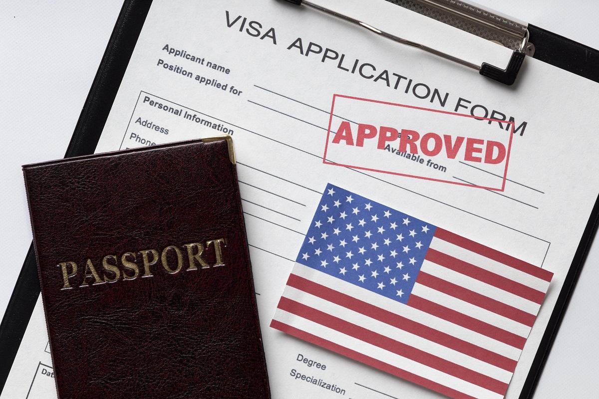 Qualified professionals can apply for an EB-2 visa to live in the United States